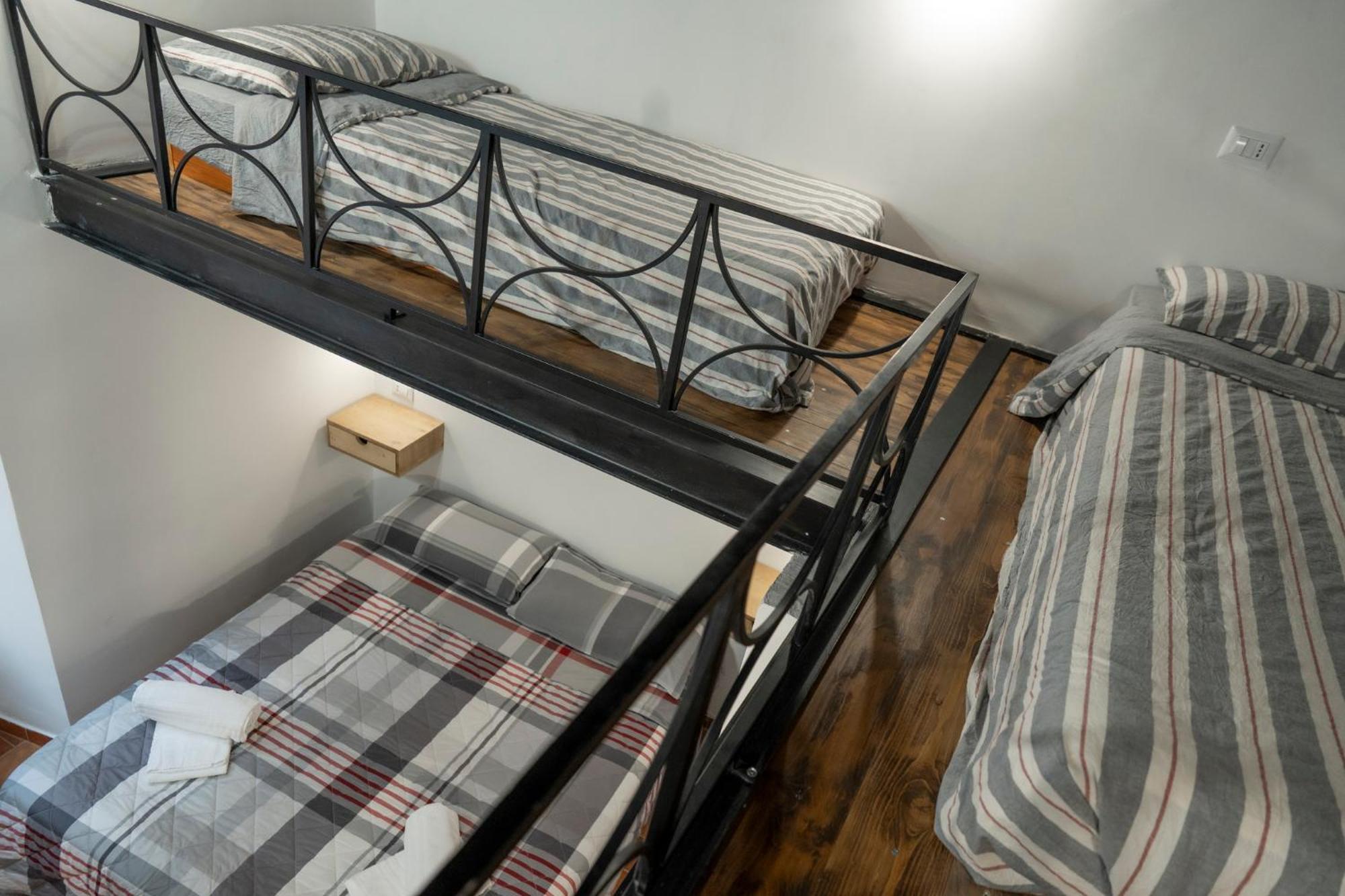 Home Domus Capocci - Rione Monti Rome Bagian luar foto