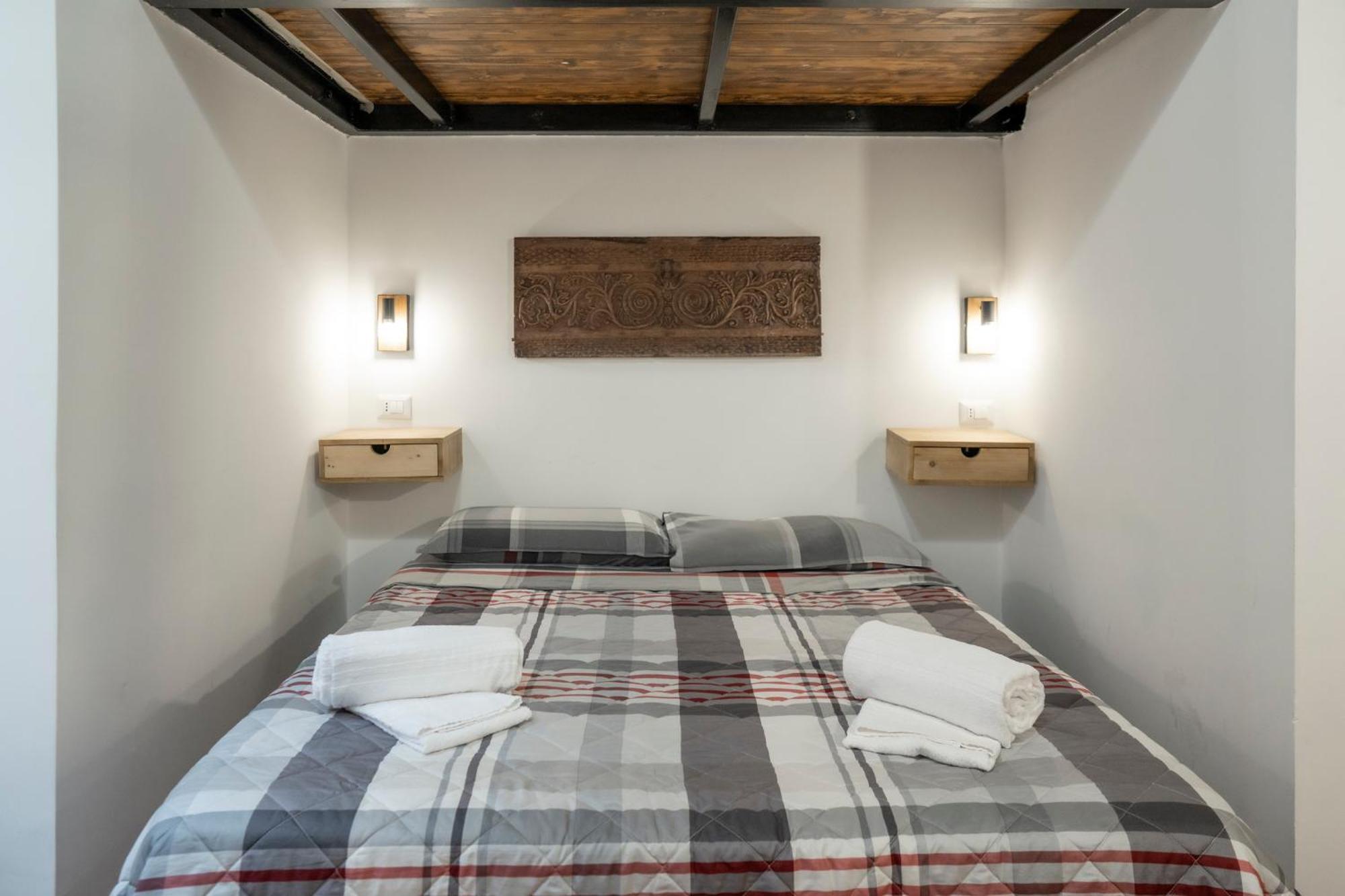 Home Domus Capocci - Rione Monti Rome Bagian luar foto