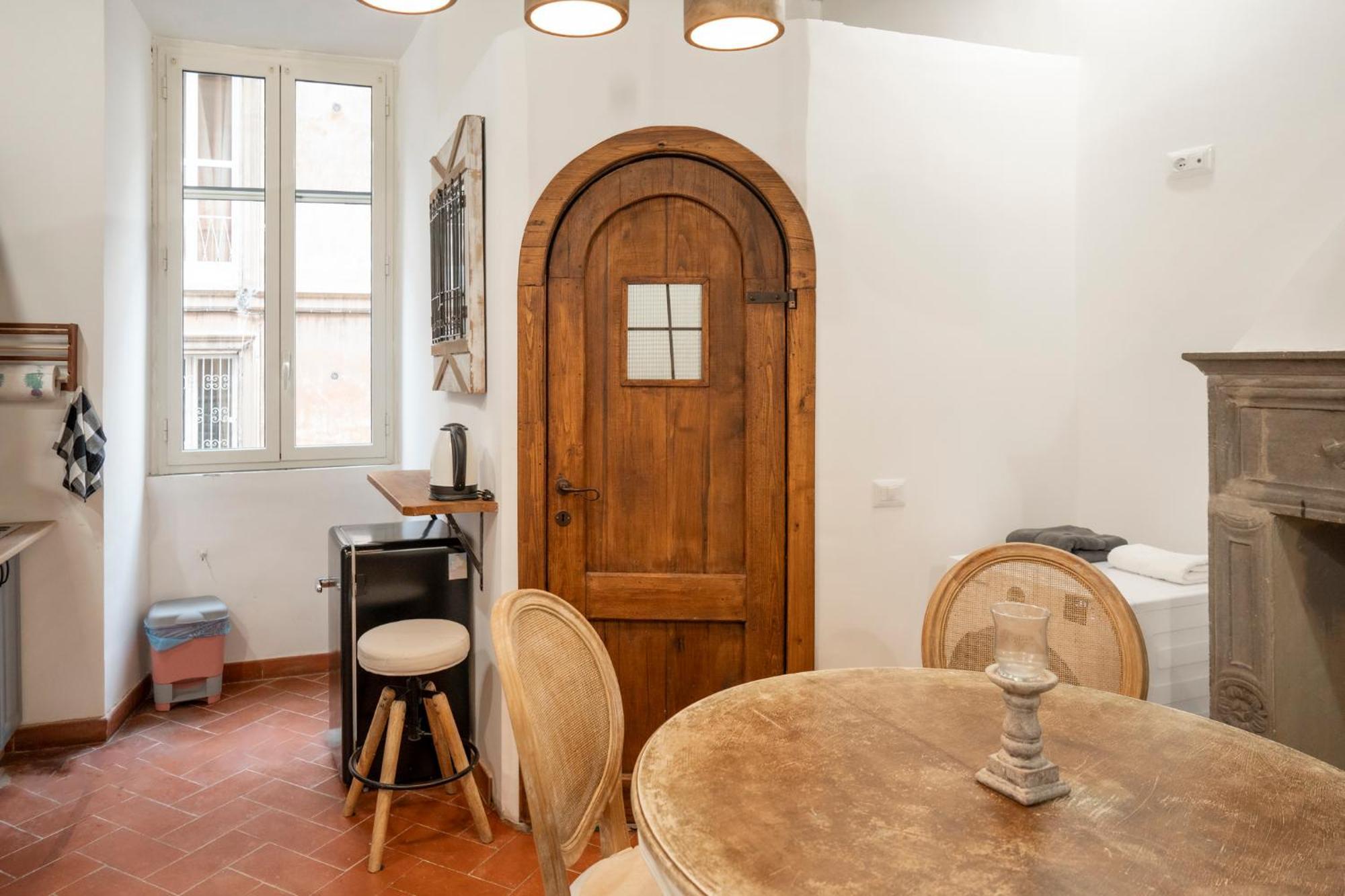 Home Domus Capocci - Rione Monti Rome Bagian luar foto