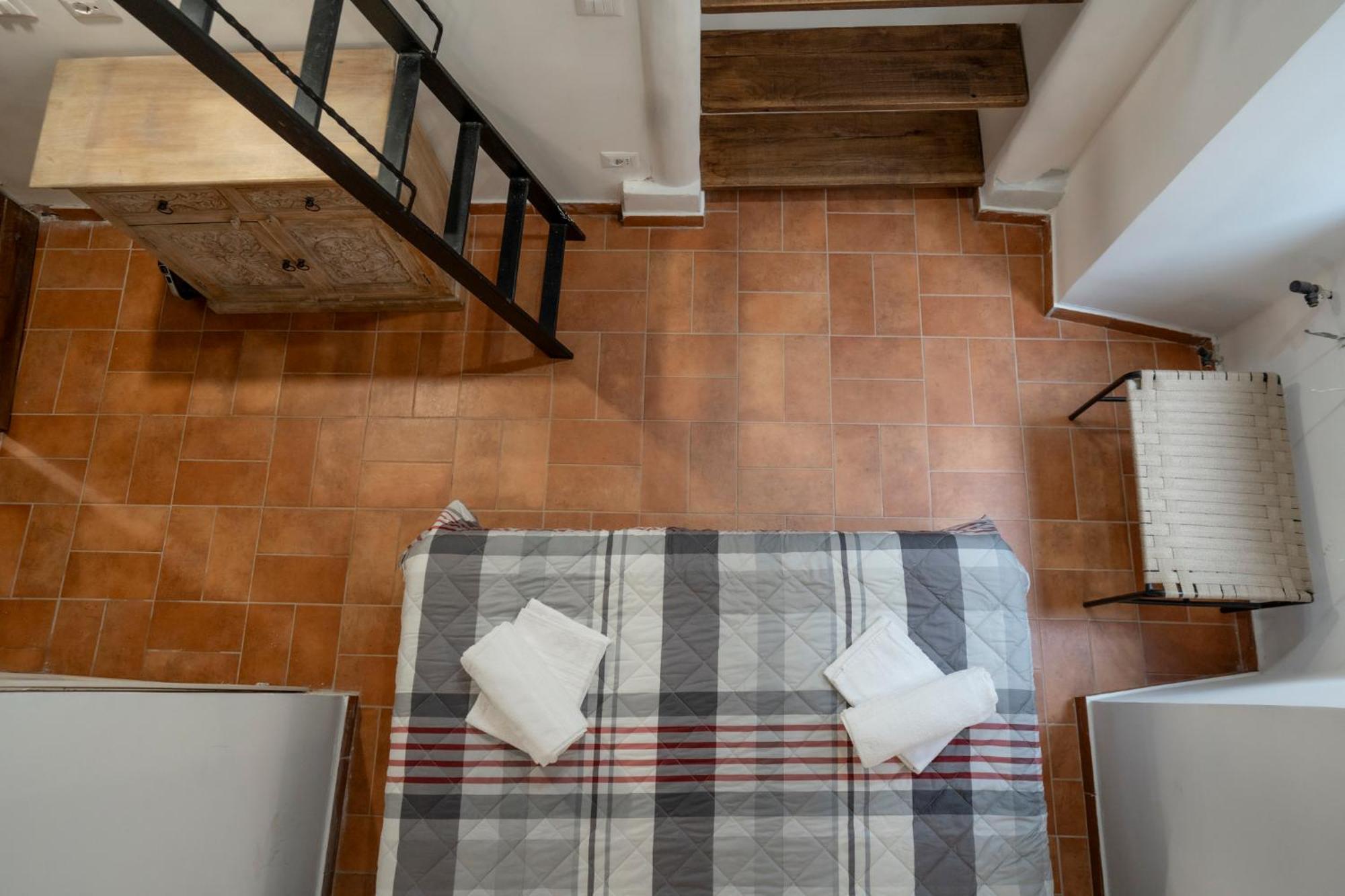 Home Domus Capocci - Rione Monti Rome Bagian luar foto