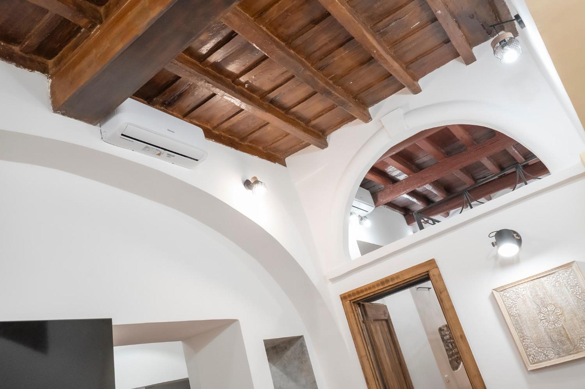 Home Domus Capocci - Rione Monti Rome Bagian luar foto
